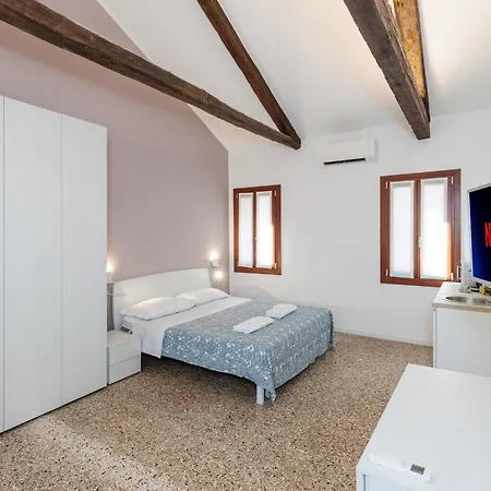 Accogliente Monolocale Veneziano2 Aria Condizionata, Vicino A Campus E Stazione * Venise